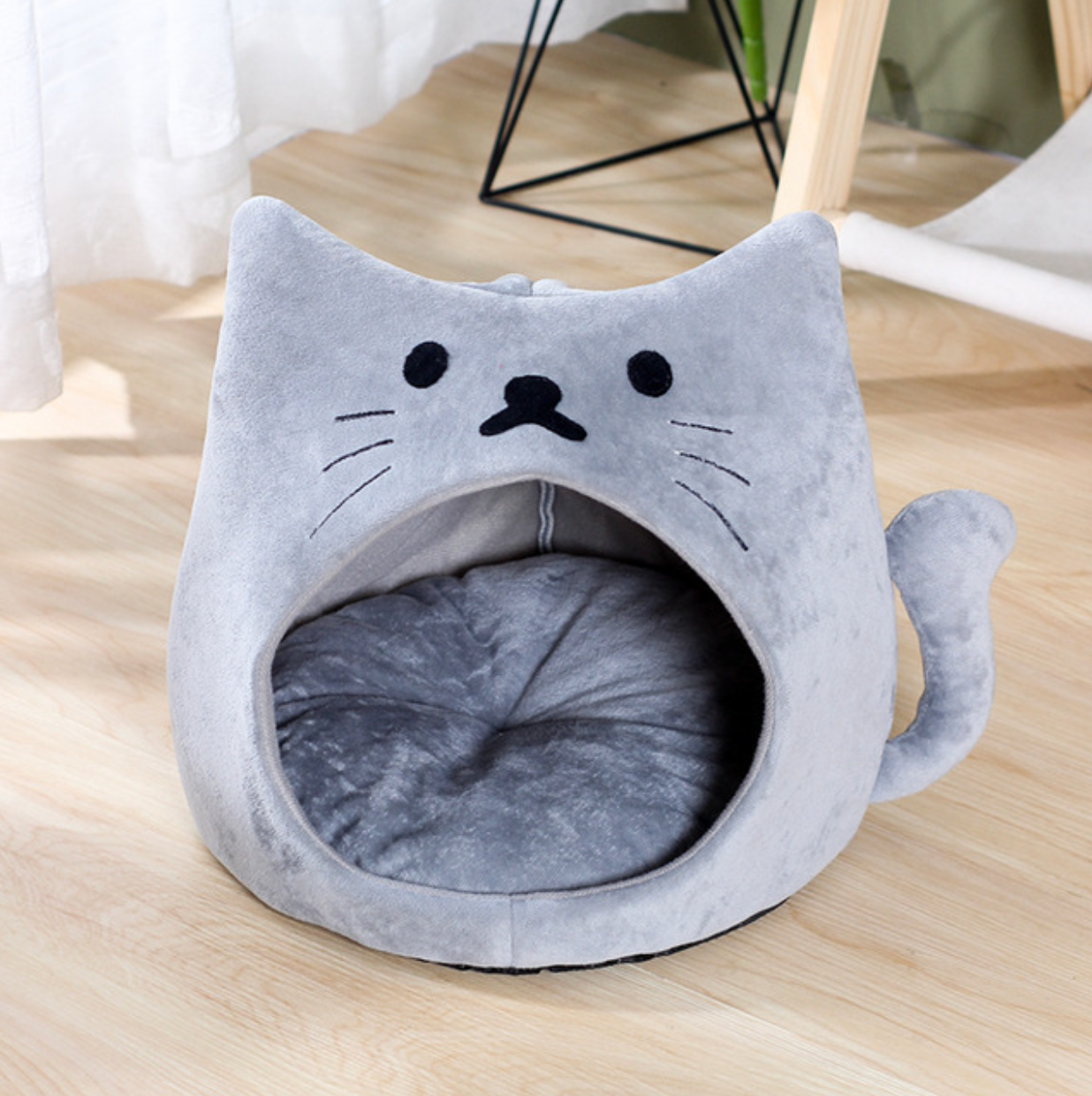 Warm Cozy Cat Bed