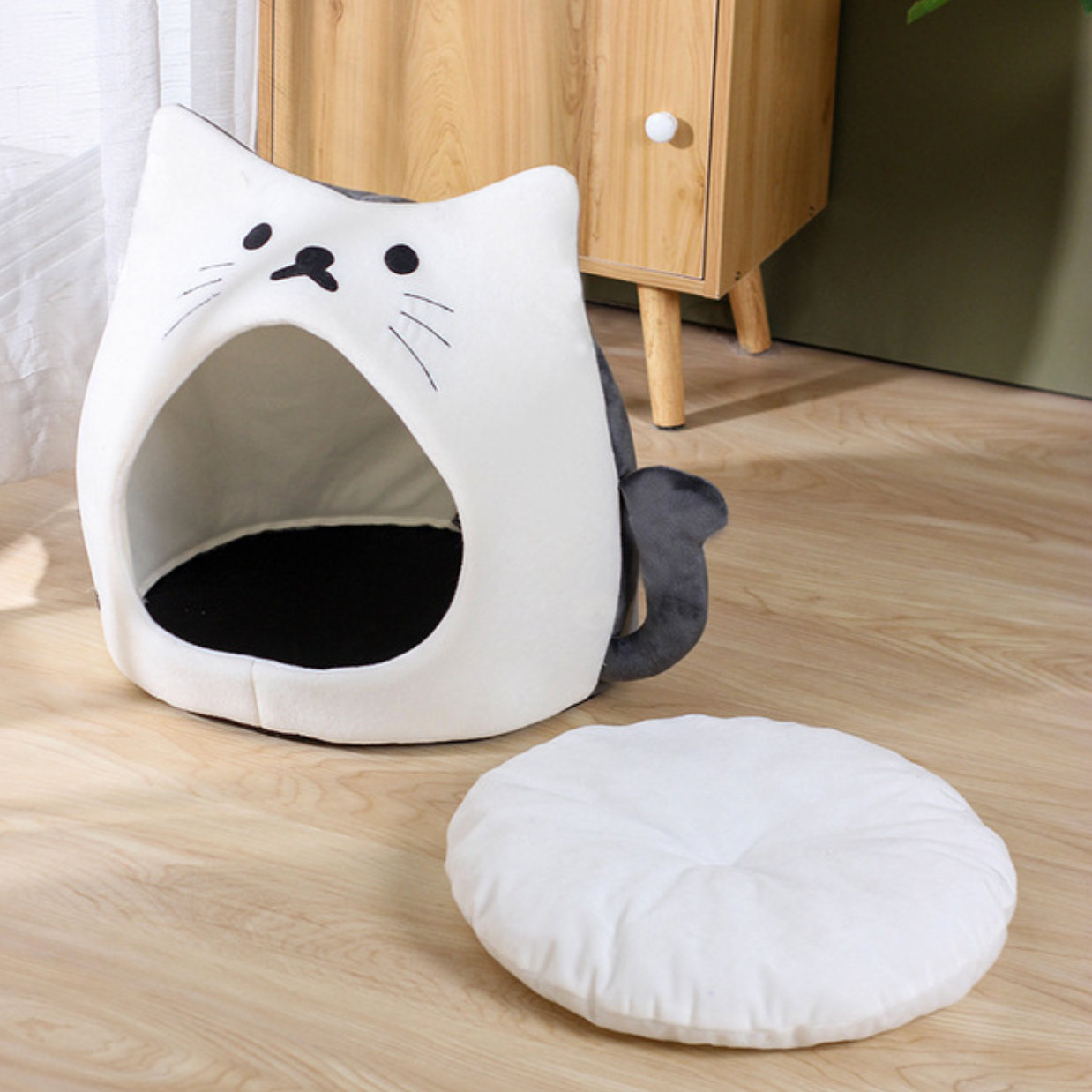 Warm Cozy Cat Bed